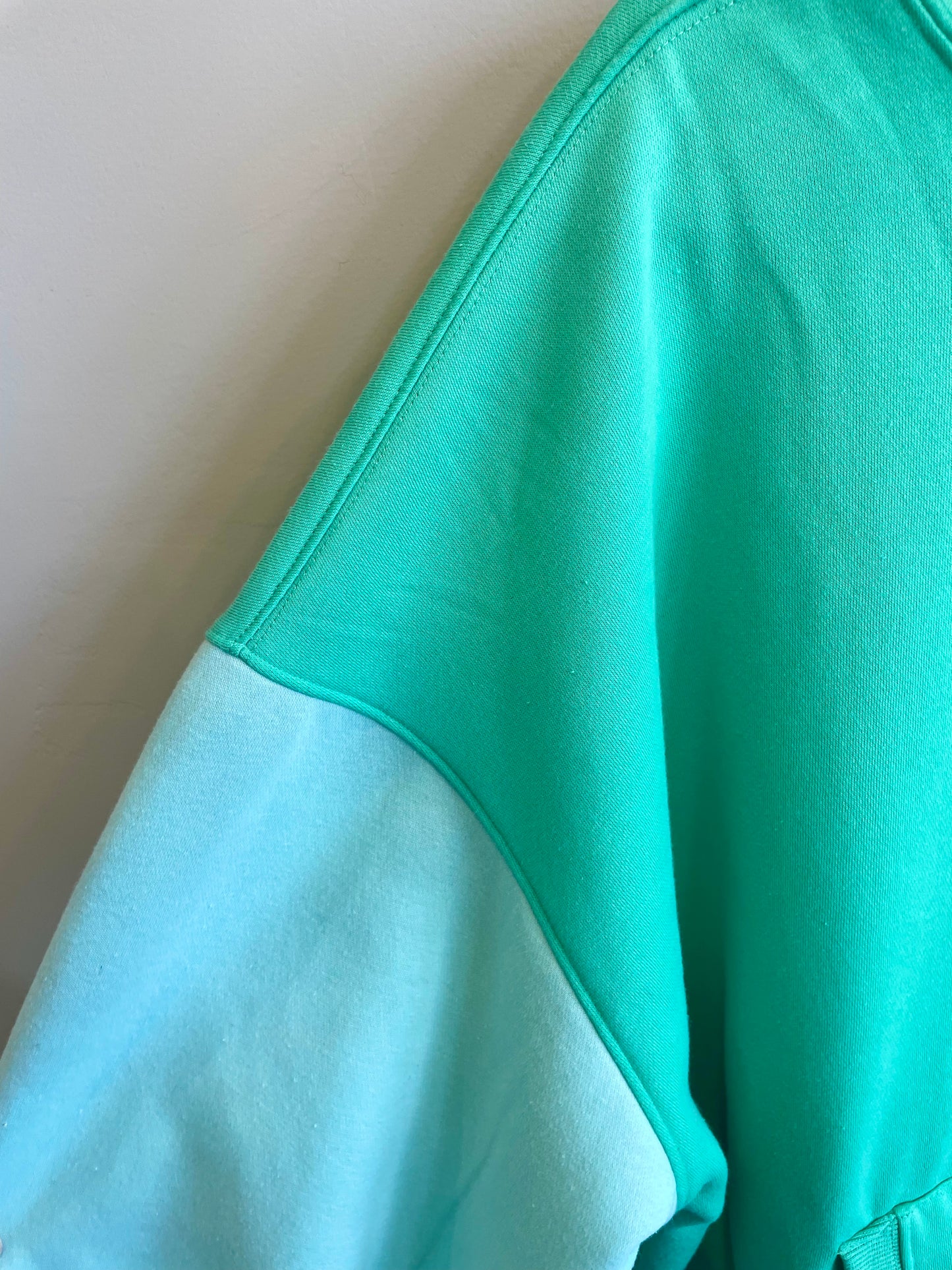 Size XL - Bibi Hoodie