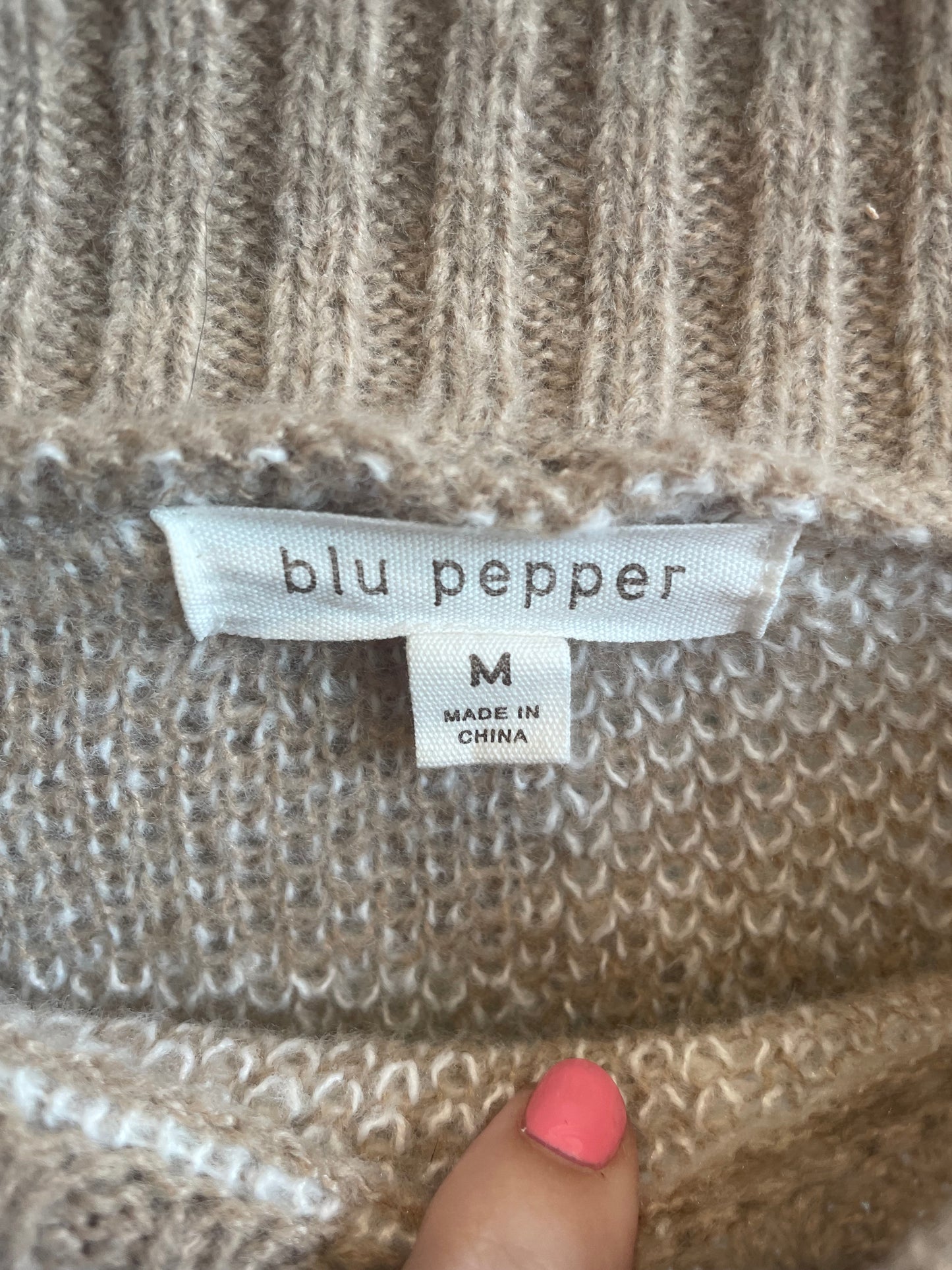 Size M - Blu Pepper Sweater