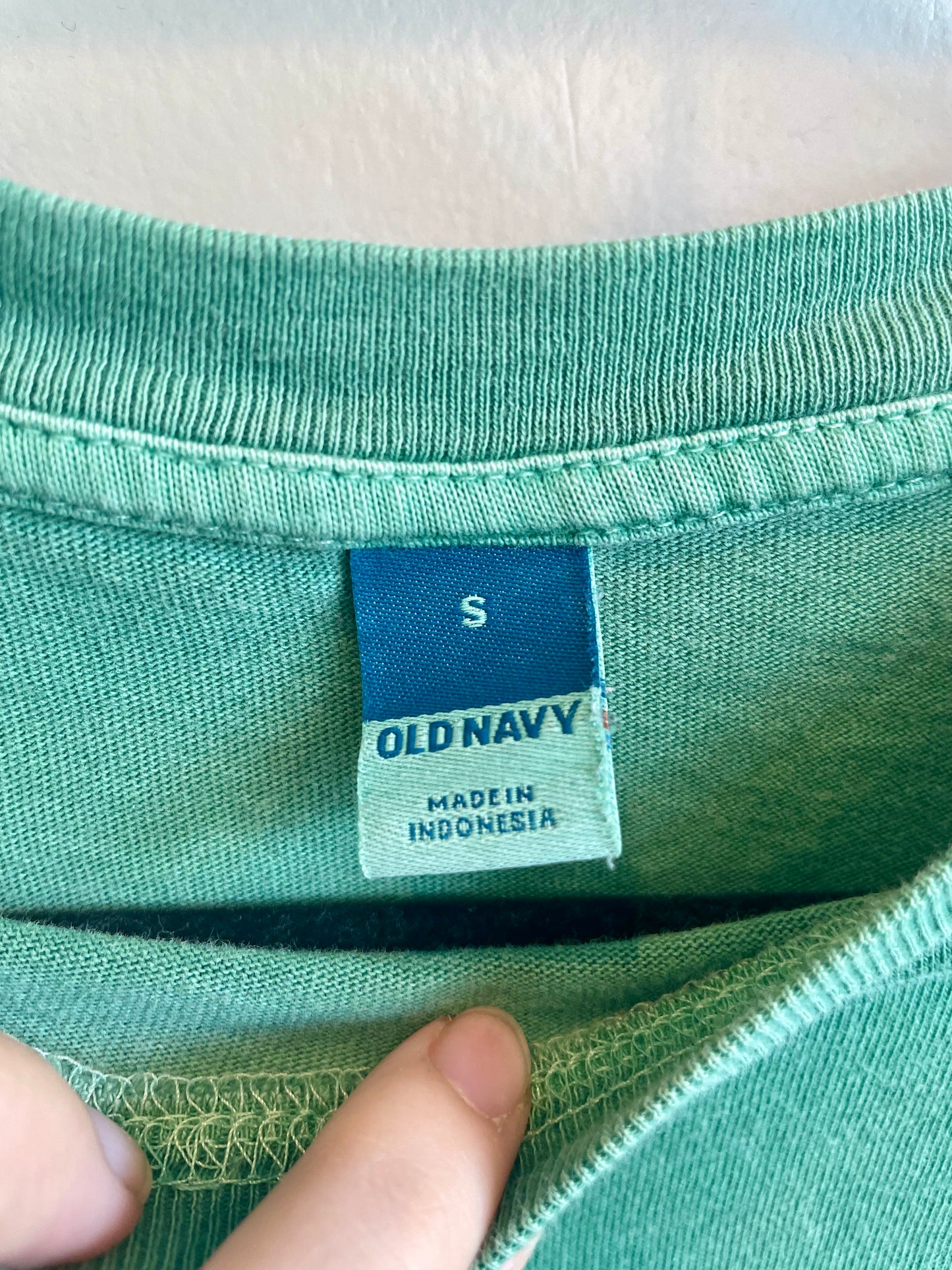 Size Small - Old Navy Tee