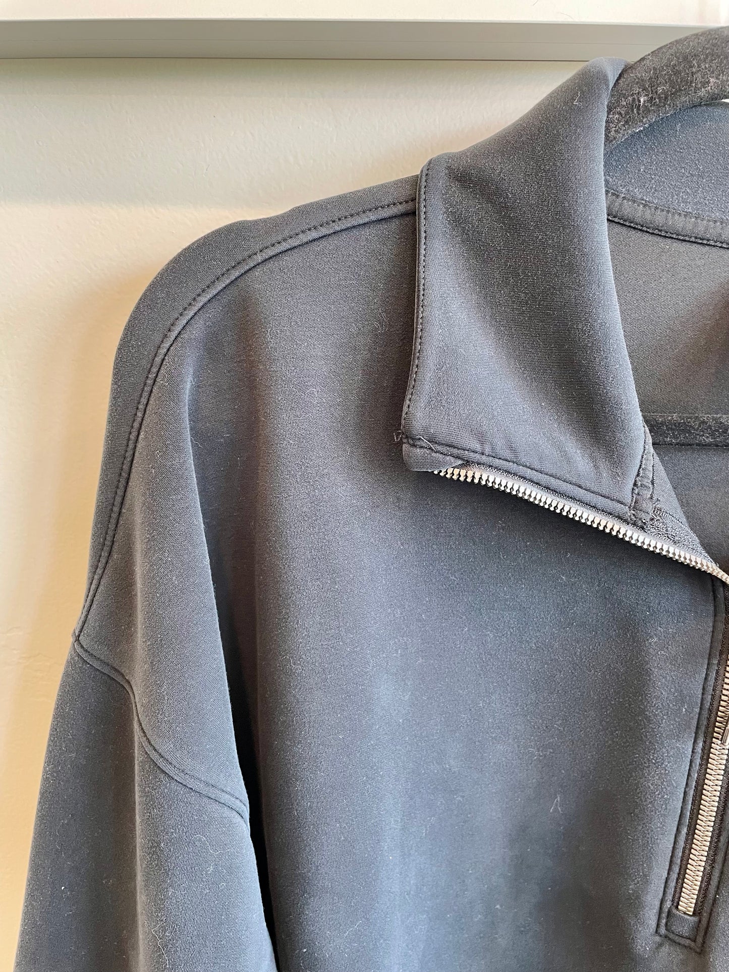 Size XL - Quarter Zip