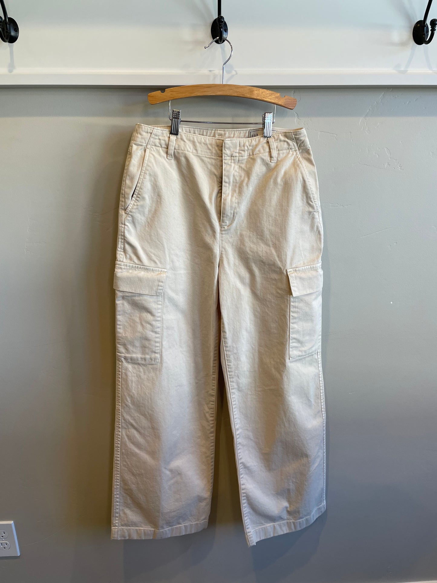 4 Gap Cargo Pants