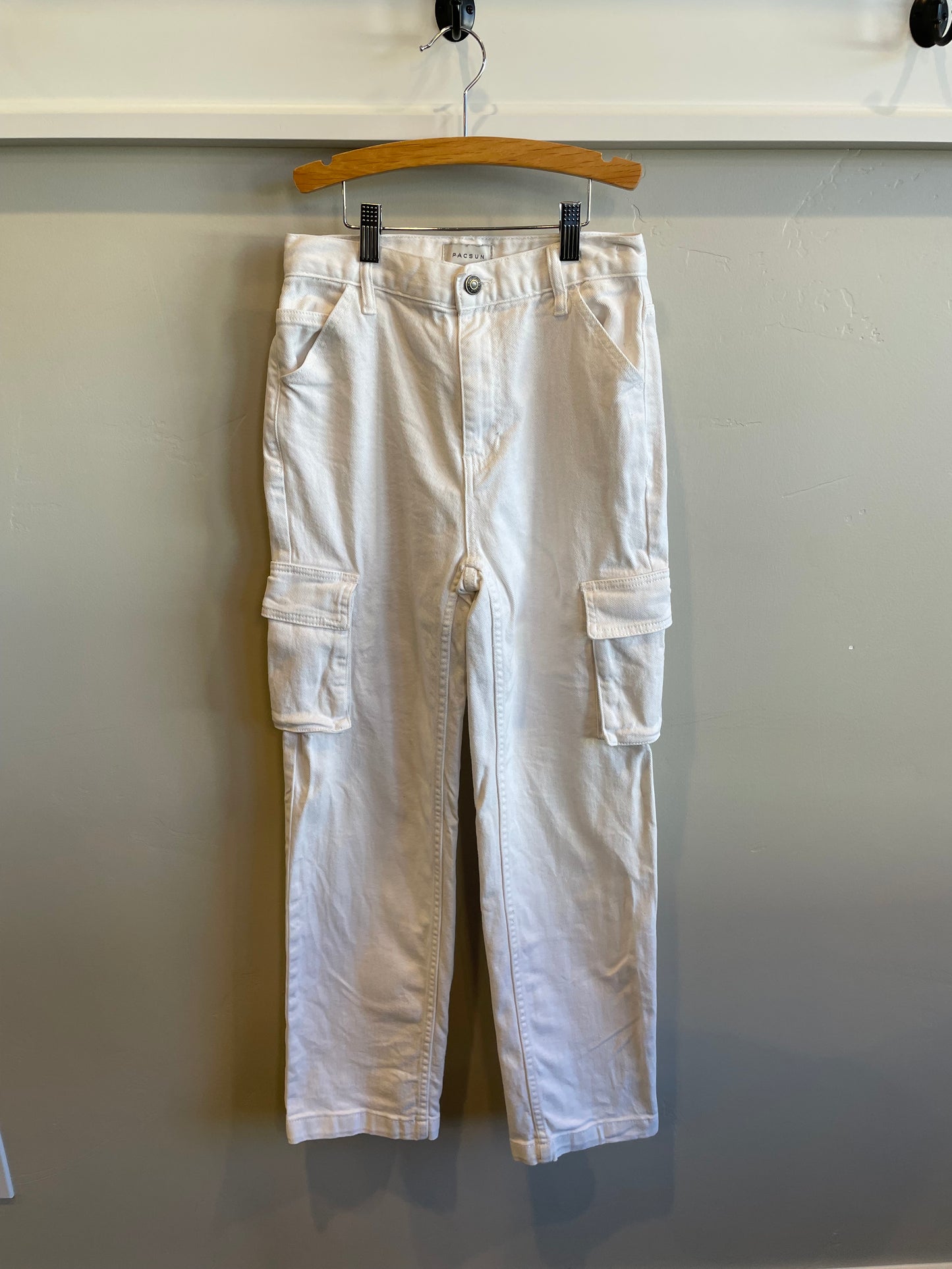 25 Pacsun White Cargo Jean