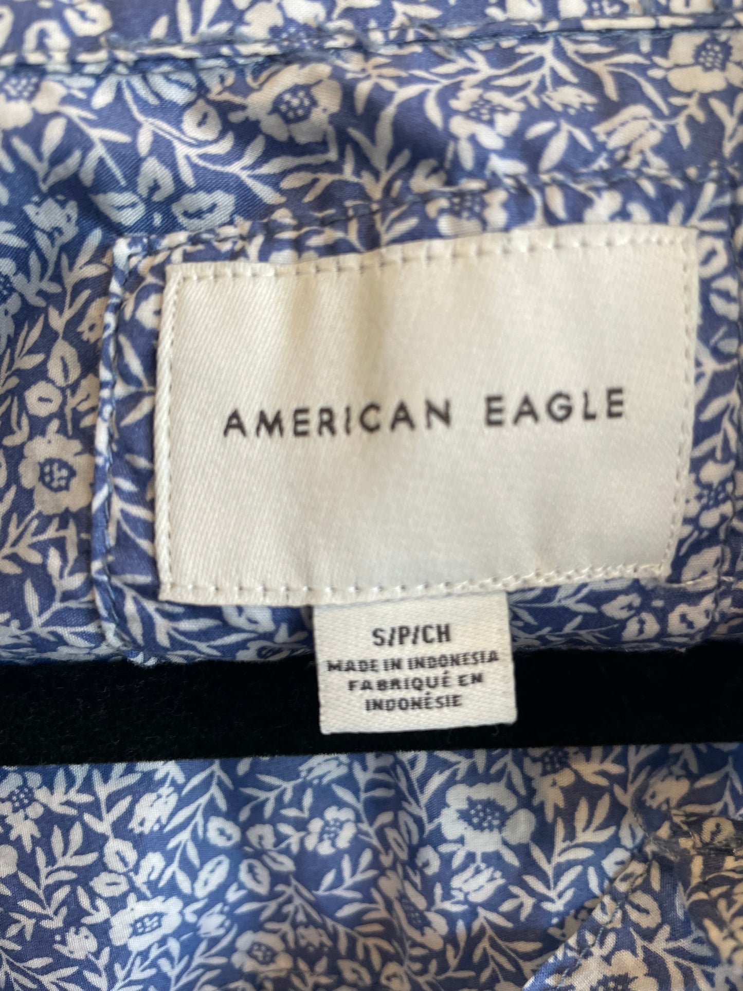 S American Eagle Button Up