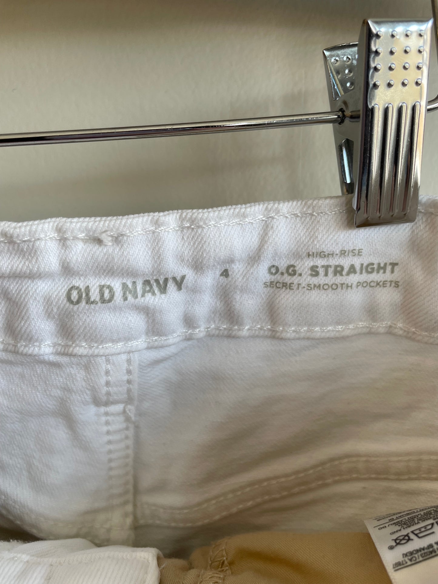 4 Old Navy Straight Leg