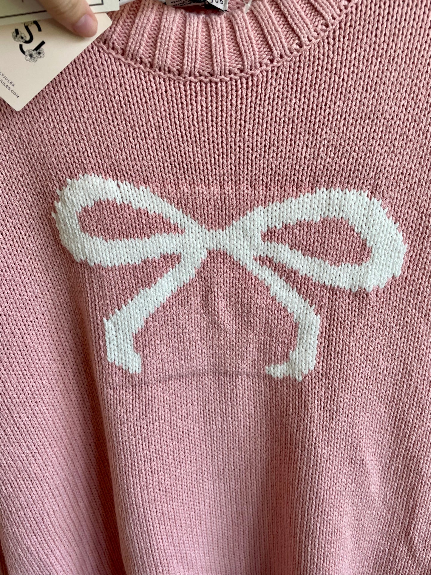 Size Medium - NWT Sweater