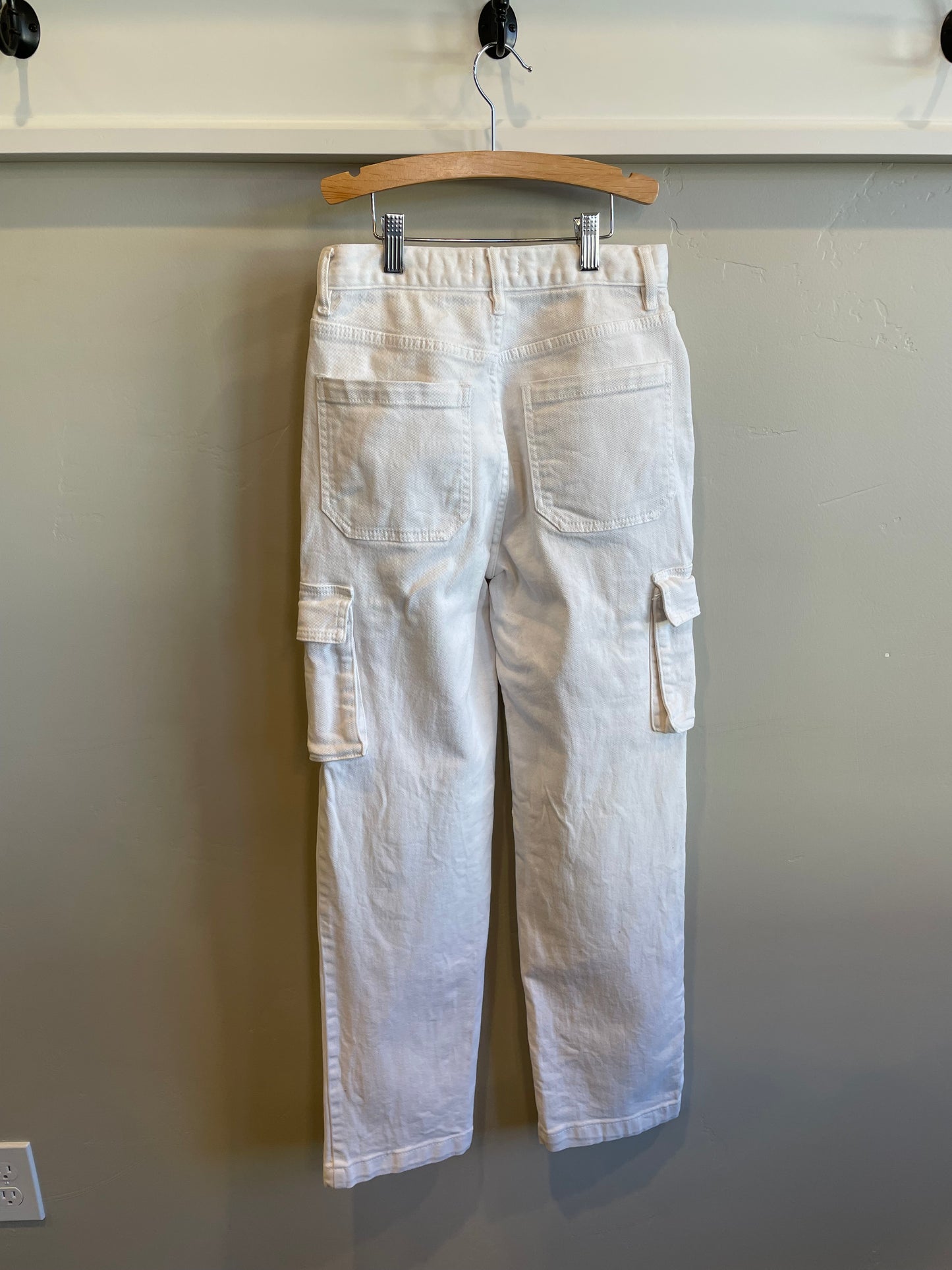 25 Pacsun White Cargo Jean