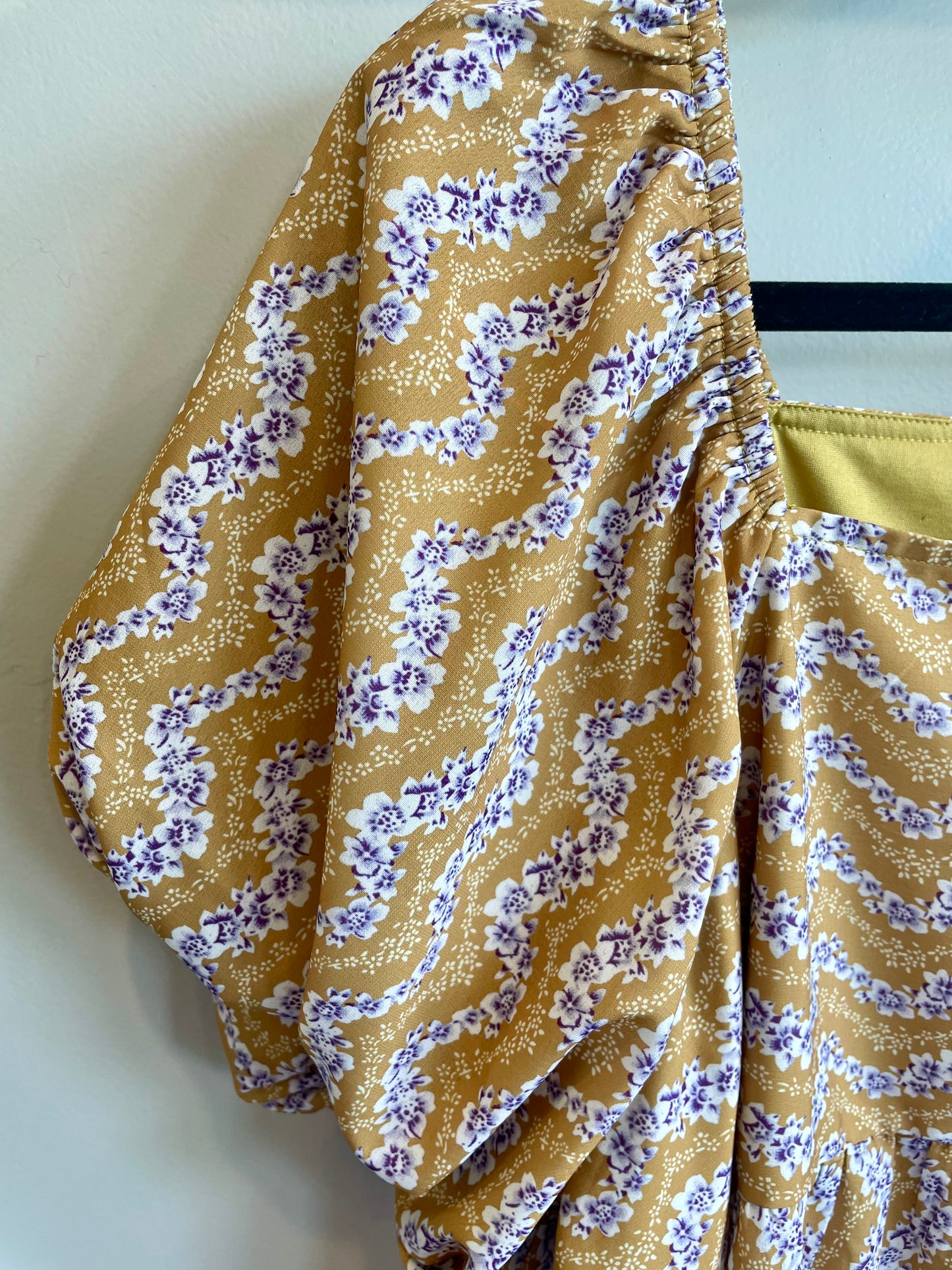 Size L - Baevely Blouse