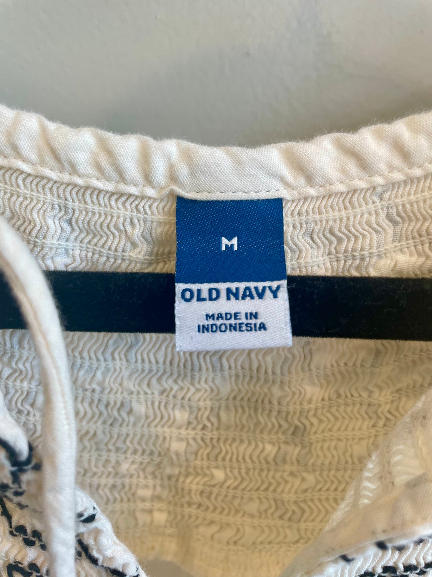 Size M - Old Navy Blouse