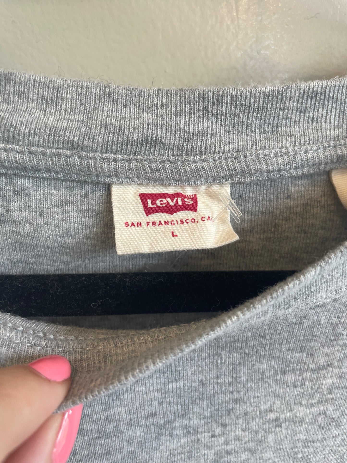 Size L - Levi’s Shirt