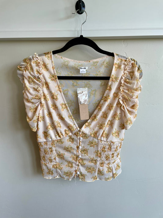 Size M - NWT Sheer Top