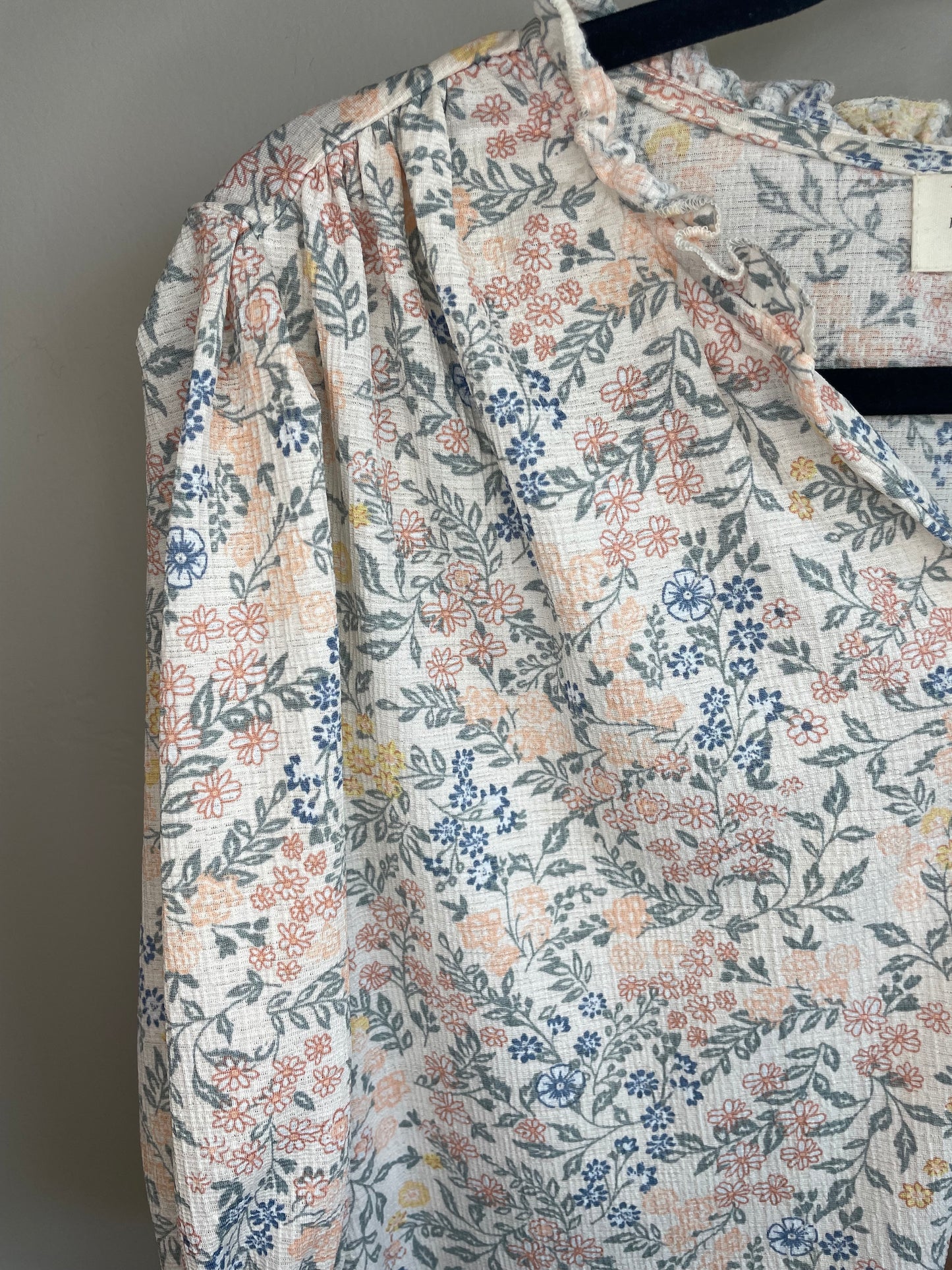 Size XL - Floral Blouse